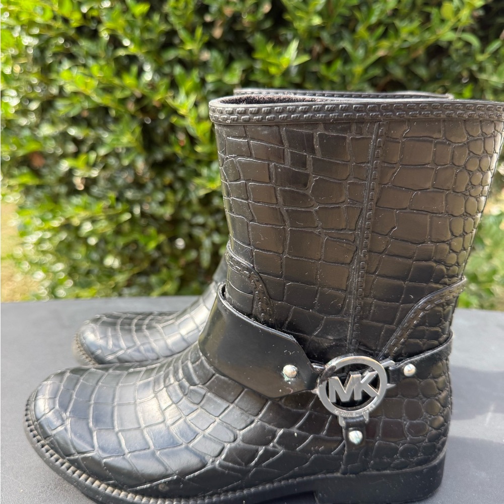 Michael Kors Black Fulton Harness Rainboogs Croc Embossed Women’s Size 7